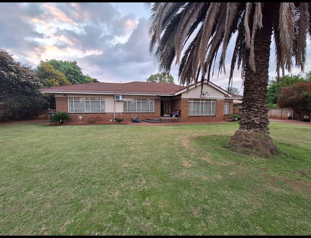 3 BEDROOM HOUSE FOR SALE IN DALESIDE